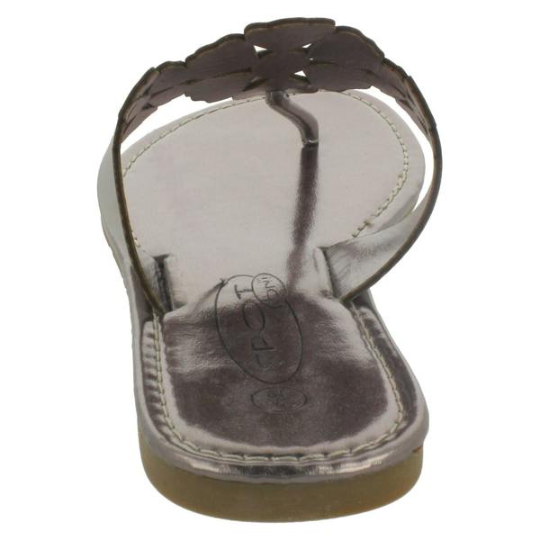 Spot On Ladies Spot On Flat Toe Post Sandal With Flower Design