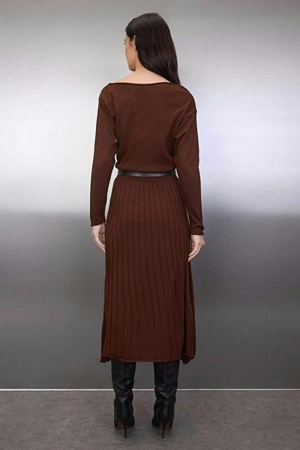 WOVCOR A-line Boat Neck Maxi Knit Belted Long Dress