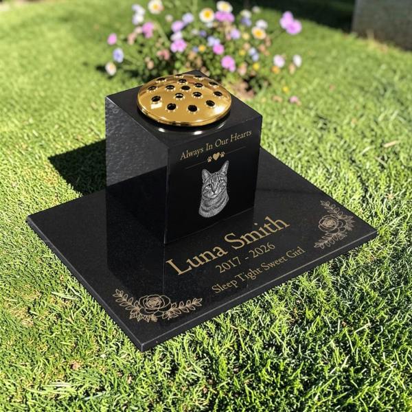 Memorials Direct Cat Memorial Granite Photo Vase & Tablet