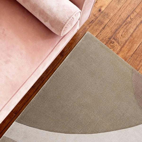 Wool Rug Clarissa Beige Grey Abstract design rug, high-low textured pile, easy to clean. 