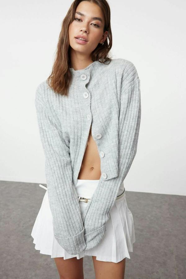 Hoxton Gal Cropped Soft-Textured High Neck Knit Cardigan