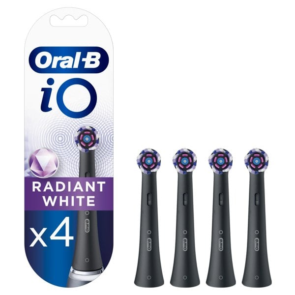 Oral-B iO Radiant White Black Toothbrush Heads, Pack of 4 Counts