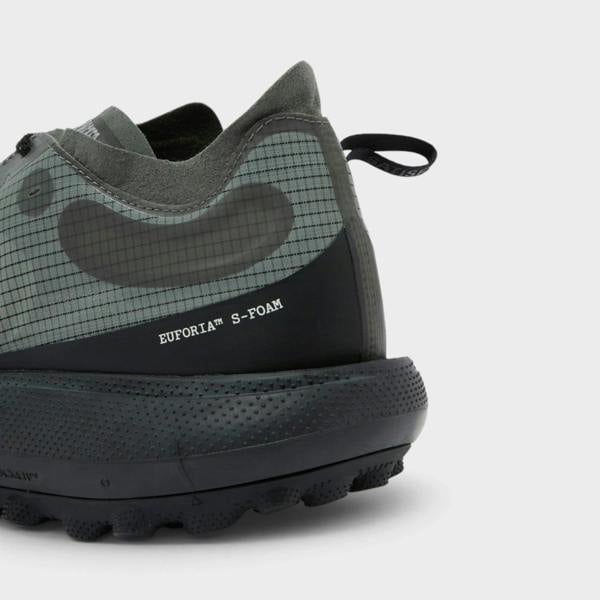 Supplied Fashion U The Rocker sneakers in shadow grey featuring a grid-patterned upper and textured S-FOAM sole