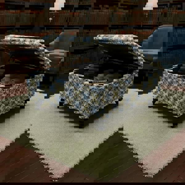 Classic British Design Ottoman Square Coffee Table – Refined Storage & Versatile Living - ISTOOLS