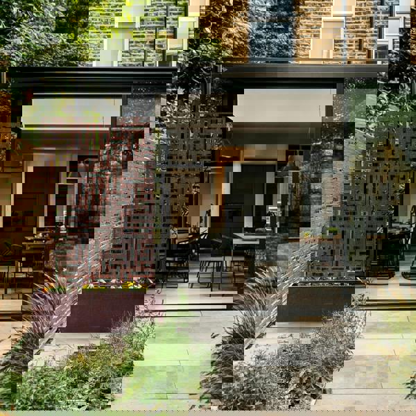 Nicoman Metal Indoor/Outdoor Privacy Screen with Plant Pot - 90cm x 180cm