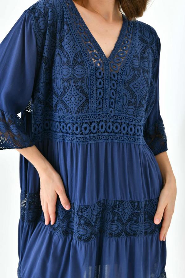 Hoxton Gal Oversized 3/4 Sleeves Lace Detailed V Neck Mini Dress in Navy
