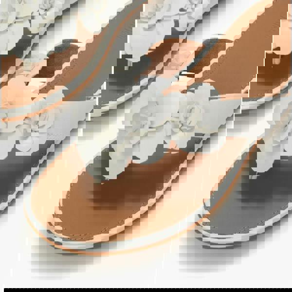 FitFlop FitFlop GRACIE FLOWER Womens Toe-Post Sandals Urban White