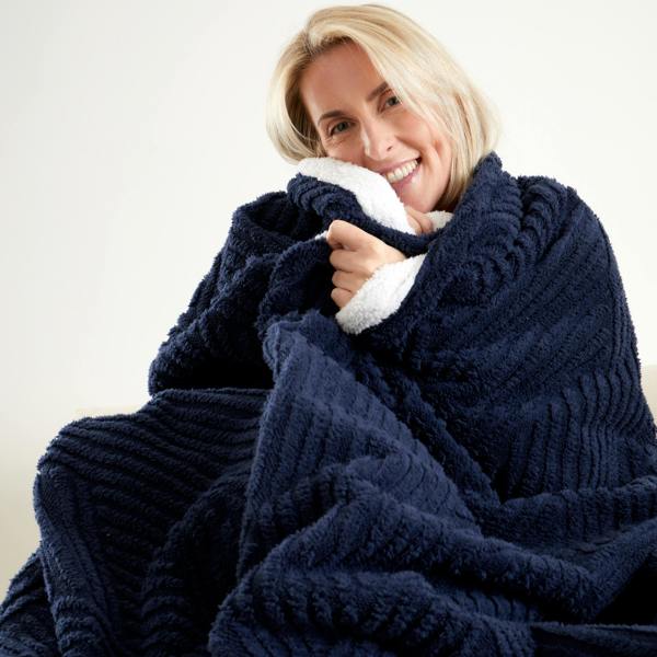 Catherine Lansfield Heat Buddy Cosy Super Thermal Blanket Bedspread Navy Blue
