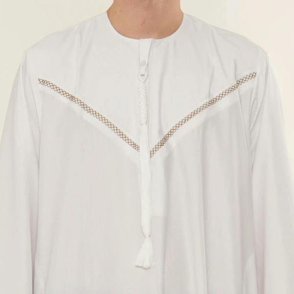 HM10 - Men's Emirati Omani Zipped Embroidery Thobe - White - Thobez - 3