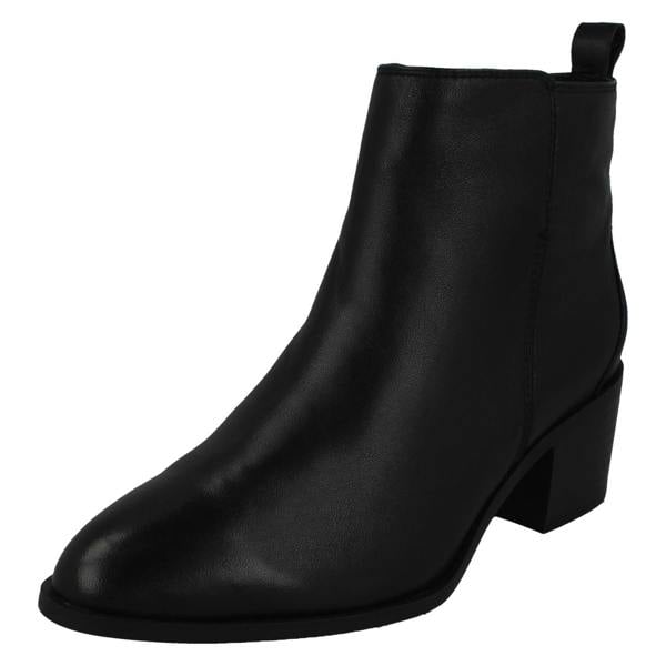 Leather Collection Ladies Leather Collection Zip Up Ankle Boots F51050