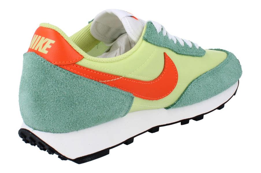 Nike Dbreak Sp Mens Trainers Bv7725 Shoes  300 - Limelight Electro Orange 300 - Photo 2