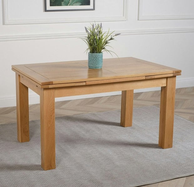 That's Furniture Richmond Solid Oak Extendable Dining Table - 140 to 220cm