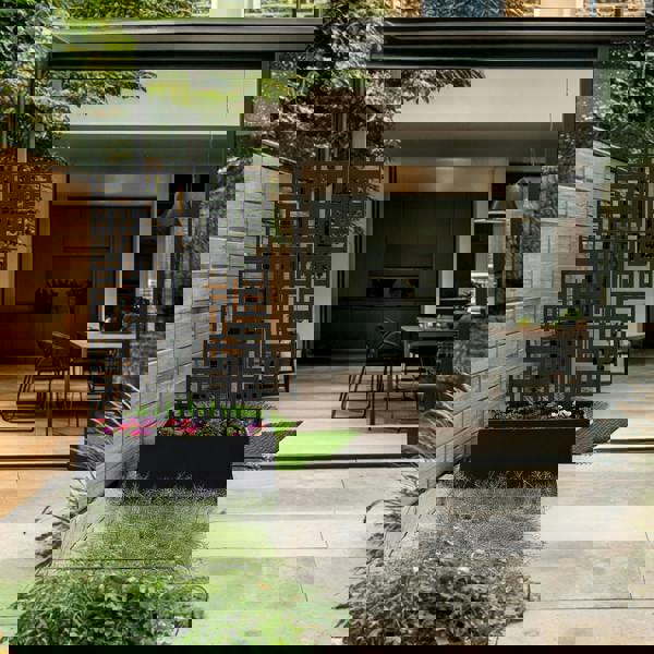 Nicoman Metal Indoor/Outdoor Privacy Screen with Plant Pot - 90cm x 180cm