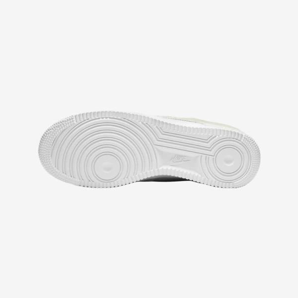 Nike DM9088-001 Sneakers   in  White