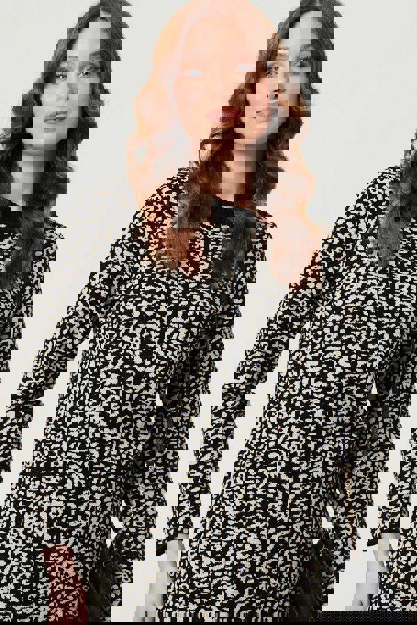 Black | Animal Print Short Knit Shift Dress
