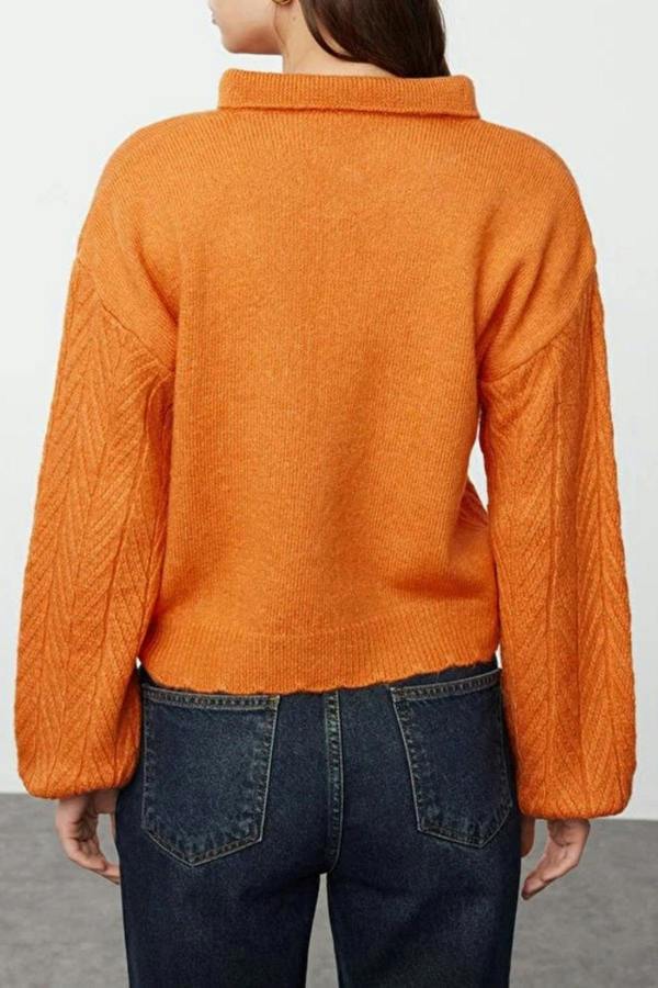 WOVCOR Soft Textured Knit Sweater with Collar Detail