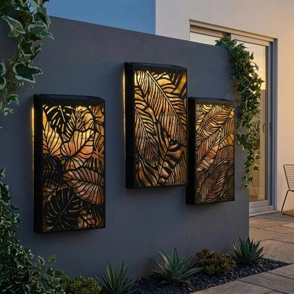 Garden Greatness Solar Metal Leaves Design LED Wall Panel Light