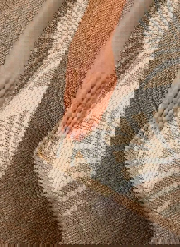 The Rugs Liora Reversible Rug – Indoor & Outdoor Quality