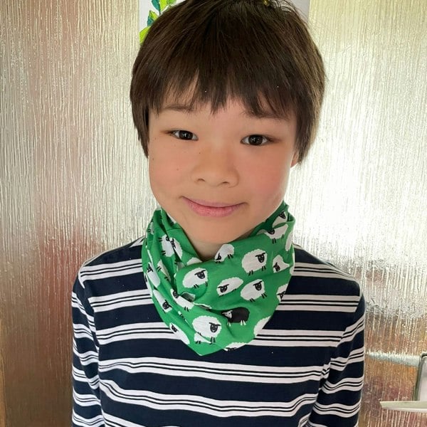 Sheep Snood – a countryside-inspired accessory ideal for UK outdoor activities. #SheepLovers #SheepSnood #UKWalkingGear #KidsSnood