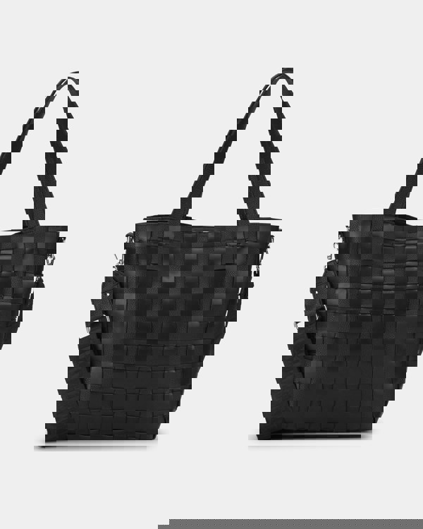 Ilse Jacobsen Chip Braided Womens Cross-Body Shopper - Black 001