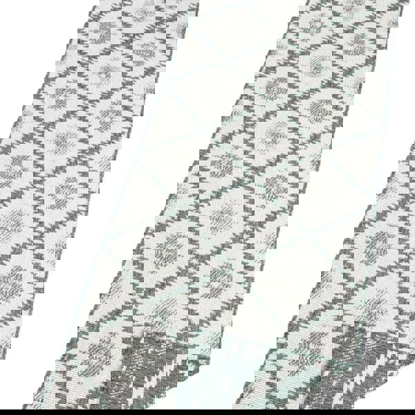 The Rugs Malibu Reversible Indoor-Outdoor Rug - Diamond