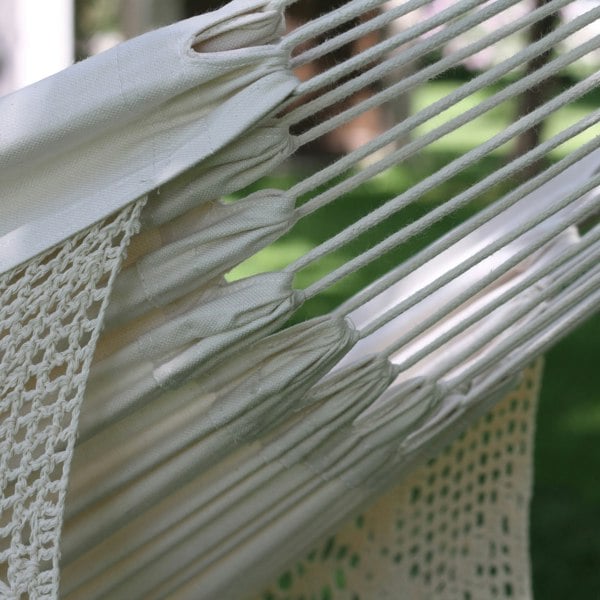 Vivere Deluxe Brazilian Style Cotton Hammock (Double) - Natural