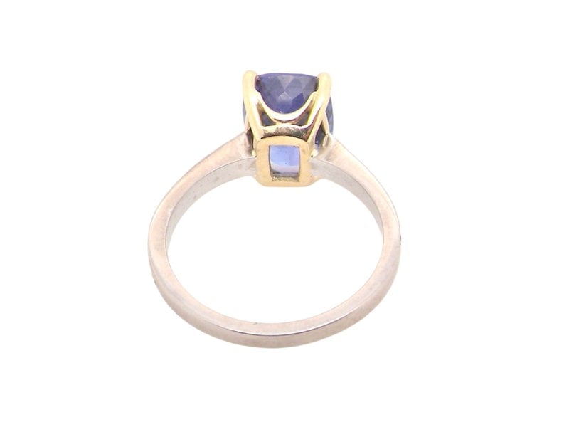 Vintage Tom A beautiful Tanzanite and Diamond Ring