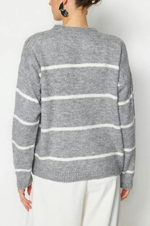 WOVCOR Striped Soft Textured Knit Sweater