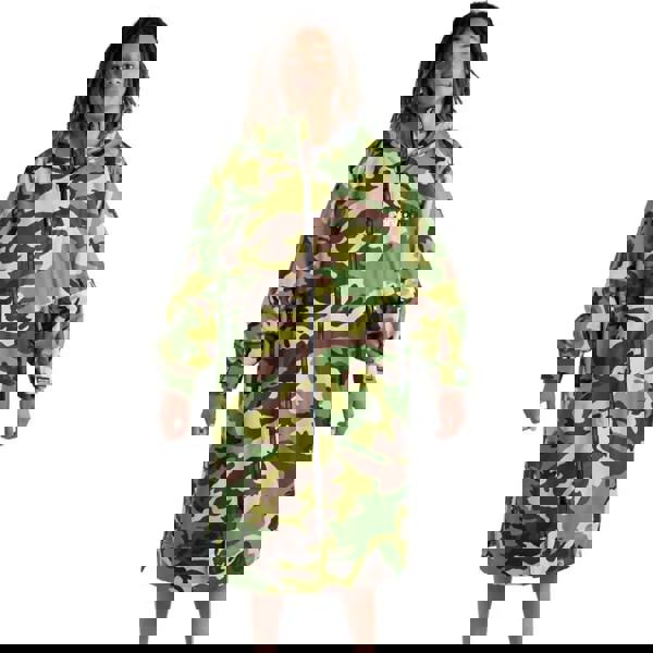 Camouflage Dryrobe Advance Long sleeve hooded rain poncho with synthetic lambswool lining