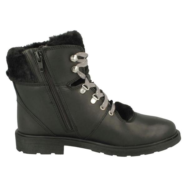 Clarks Girls Clarks Faux Fur Detailed Ankle Boots Astrol Hiker K