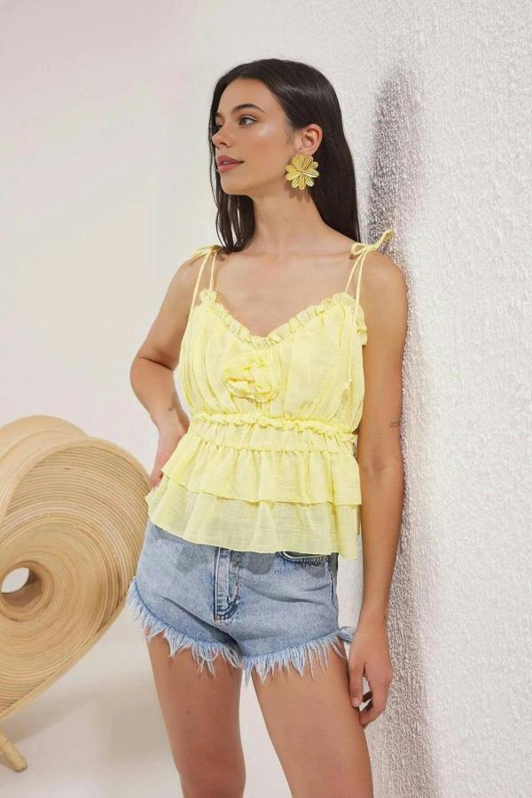 WOVCOR Woven Floral Applique Blouse