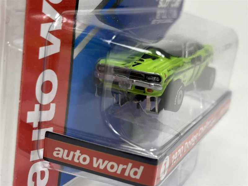 Auto World Slot Cars 1970 Dodge Challenger Sam Posey Thunderjet Ultra G HO Slot Car SC357-1