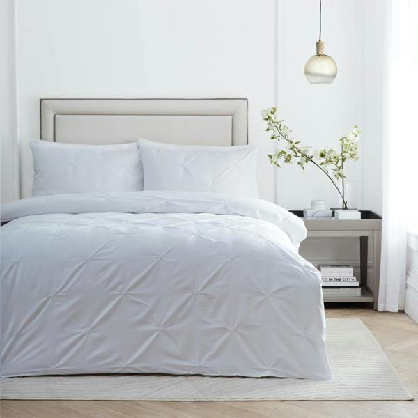 Paoletti Elysia Reversible Cotton Duvet Cover Set - White - 