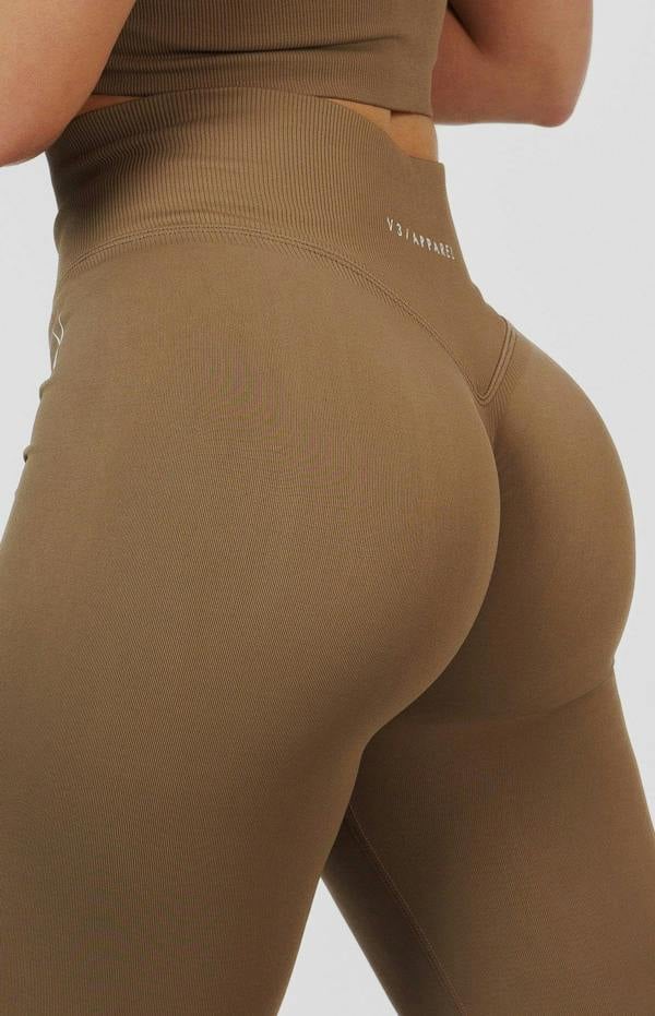 V3 Apparel Form Seamless Scrunch Leggings & Sports Bra Set - Cocoa Beige
