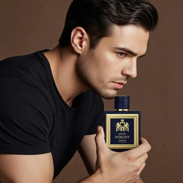 Anfar Oud DOrient 115ml Extrait de Parfum held by man model