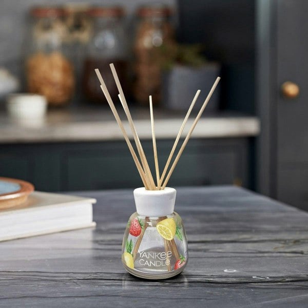Yankee Candle Signature Iced Berry Lemonade Reed Diffuser 100ml