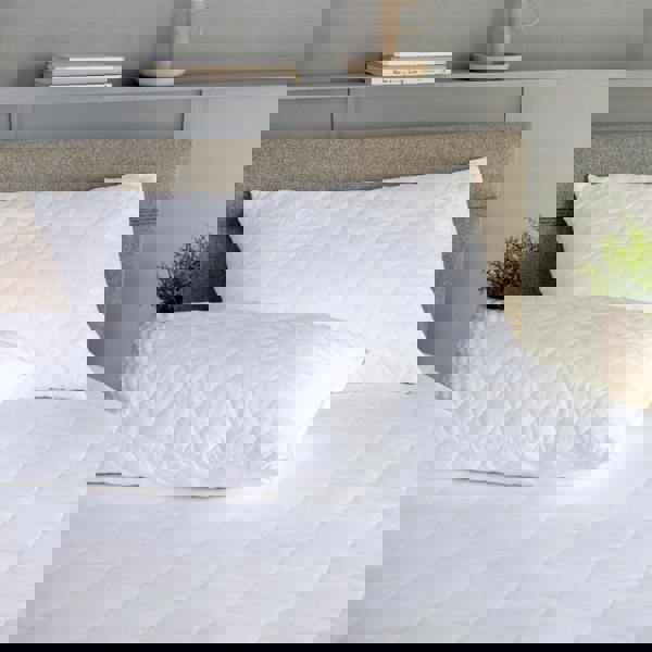 Soak&Sleep Quilted Cotton Pillow Protector