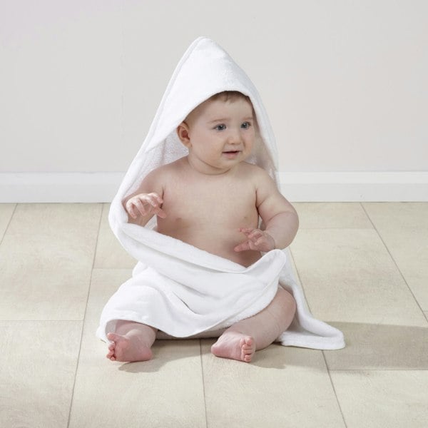 Kinder Valley Hooded Towel and 2 Pack Wash Mitts White