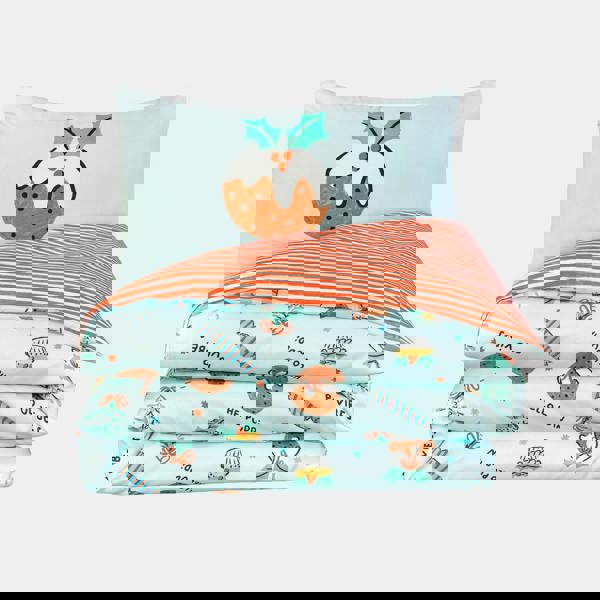 Smart Living Luxury Super Soft & Reversible Festive Christmas Puddings Duvet Set