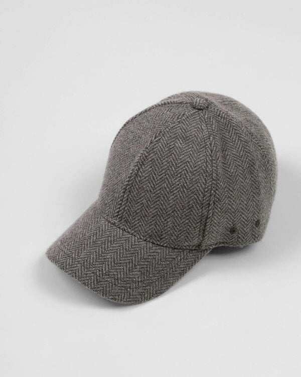 Steel & Jelly Barford – Grey Herringbone Cap and Scarf Set