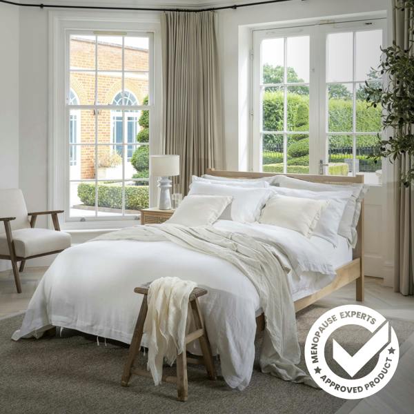 White French Linen Pillowcases detail view 6 | Soak and Sleep