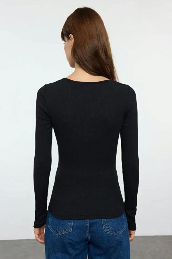 Hoxton Gal Mélange Ribbed Stretch Knit Blouse with Snap Buttons – Fitted