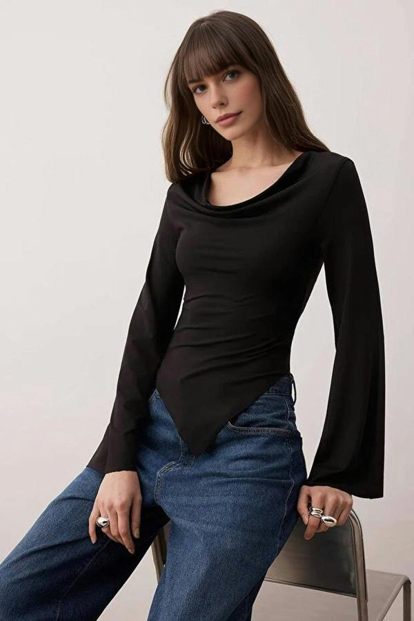 WOVCOR Asymmetric Fitted Knitted Blouse