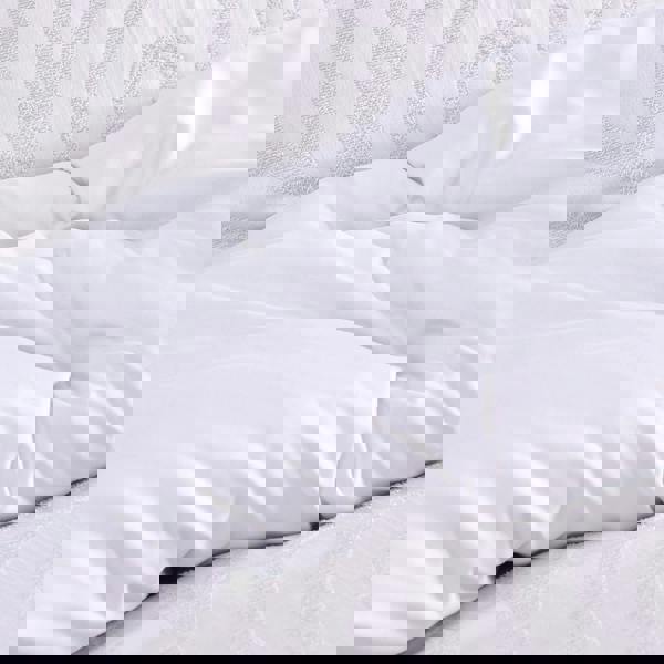 Smart Living Luxury Hotel Quality Reversible Tufted Arch Duvet Cover with Pillowcases - Champagne