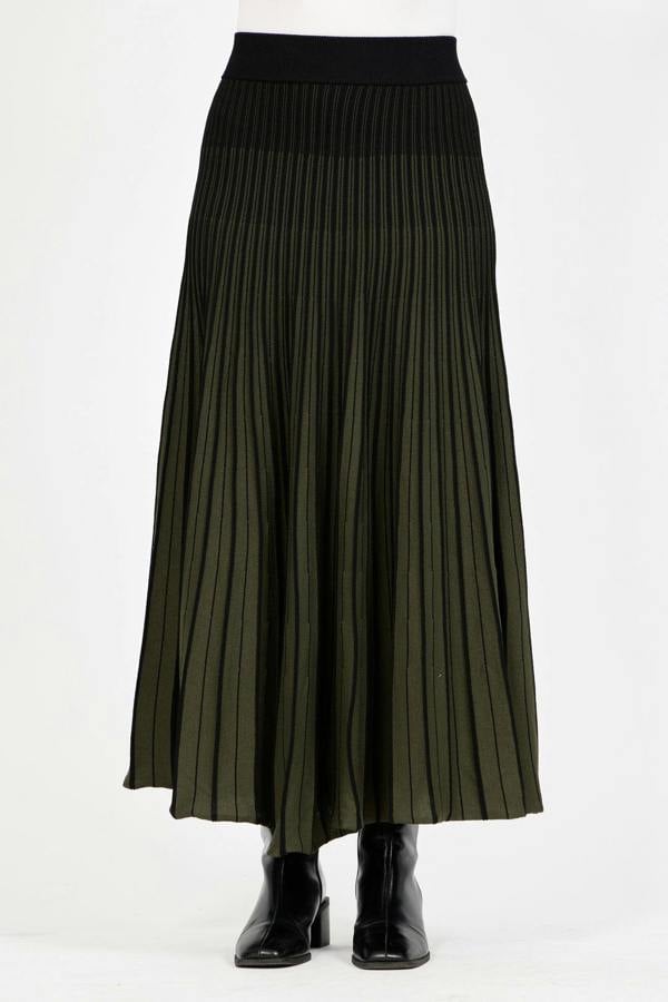 Mudflower Stripe Knitted Pleated Skirt