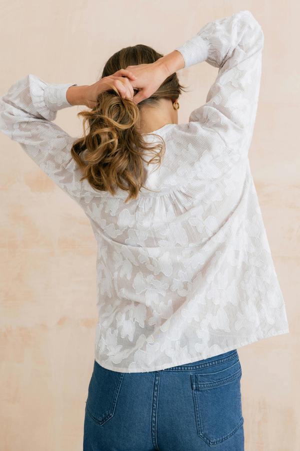 Lily & Me Poplar Cotton Jacquard Blouse Mocha