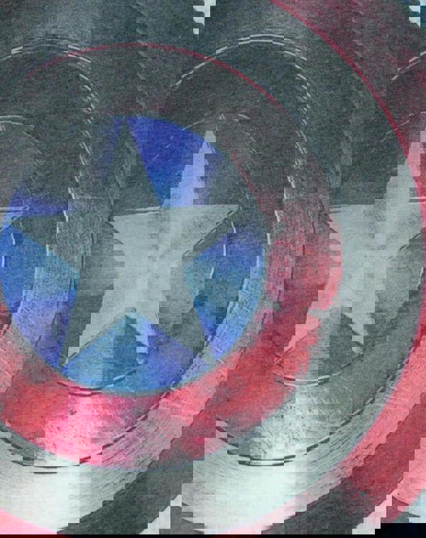 Marvel Mens White Captain America Shield Short Sleeved T-Shirt