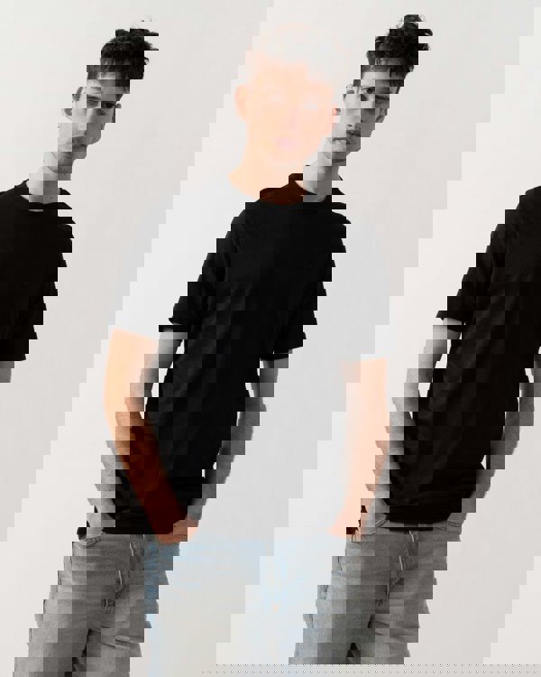 Lyle & Scott Tonal Eagle Superfine Cotton Mens T-Shirt - Z865 Jet Black