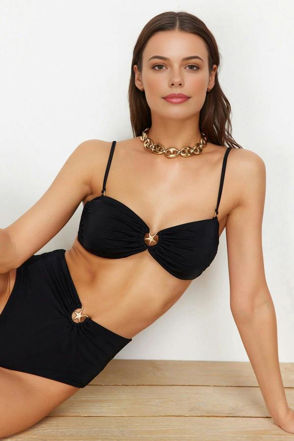 WOVCOR Strapless Covered Bikini Top with Accessories