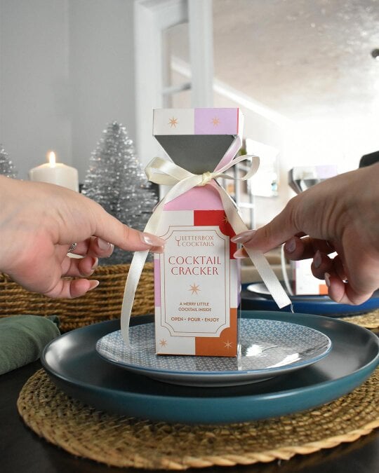 Letterbox Cocktails Christmas Cocktail Crackers - Premium Festive Drinks Delivered to Your Door